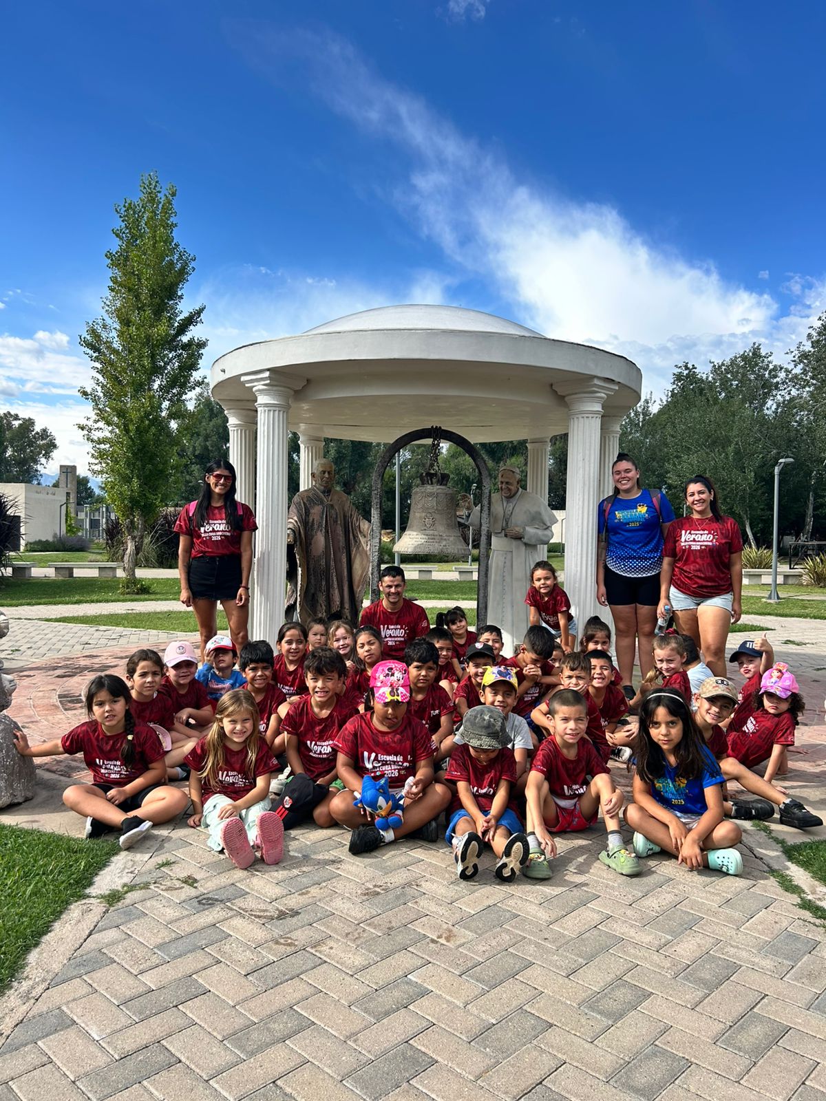 La Escuela Municipal de Verano recorrió el Parque Temático Brochero Santo